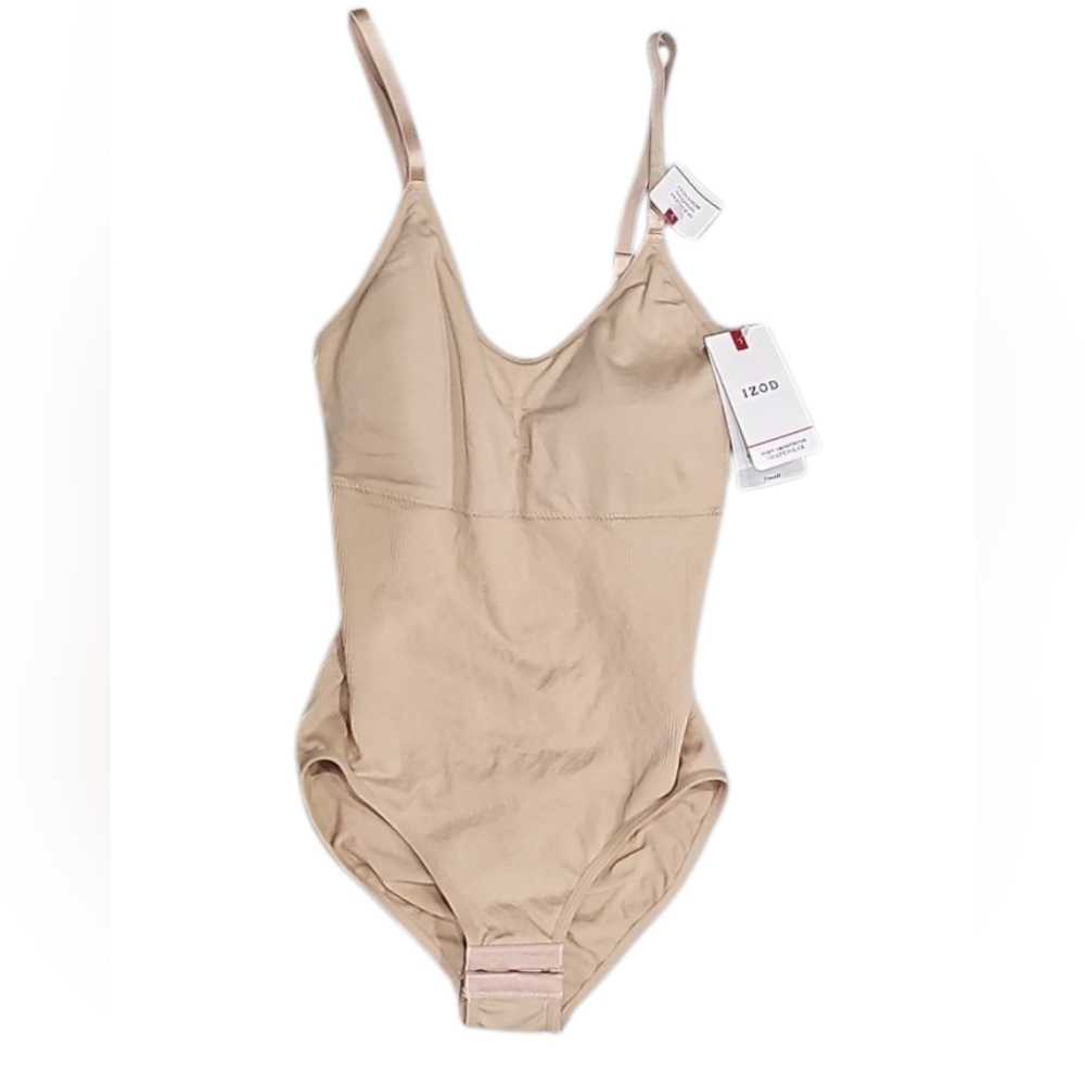 Izod Body Smoothing Shapewear. NWT Sz S